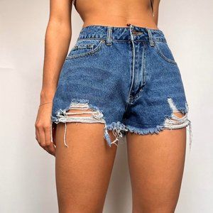 forever 21 distressed shorts